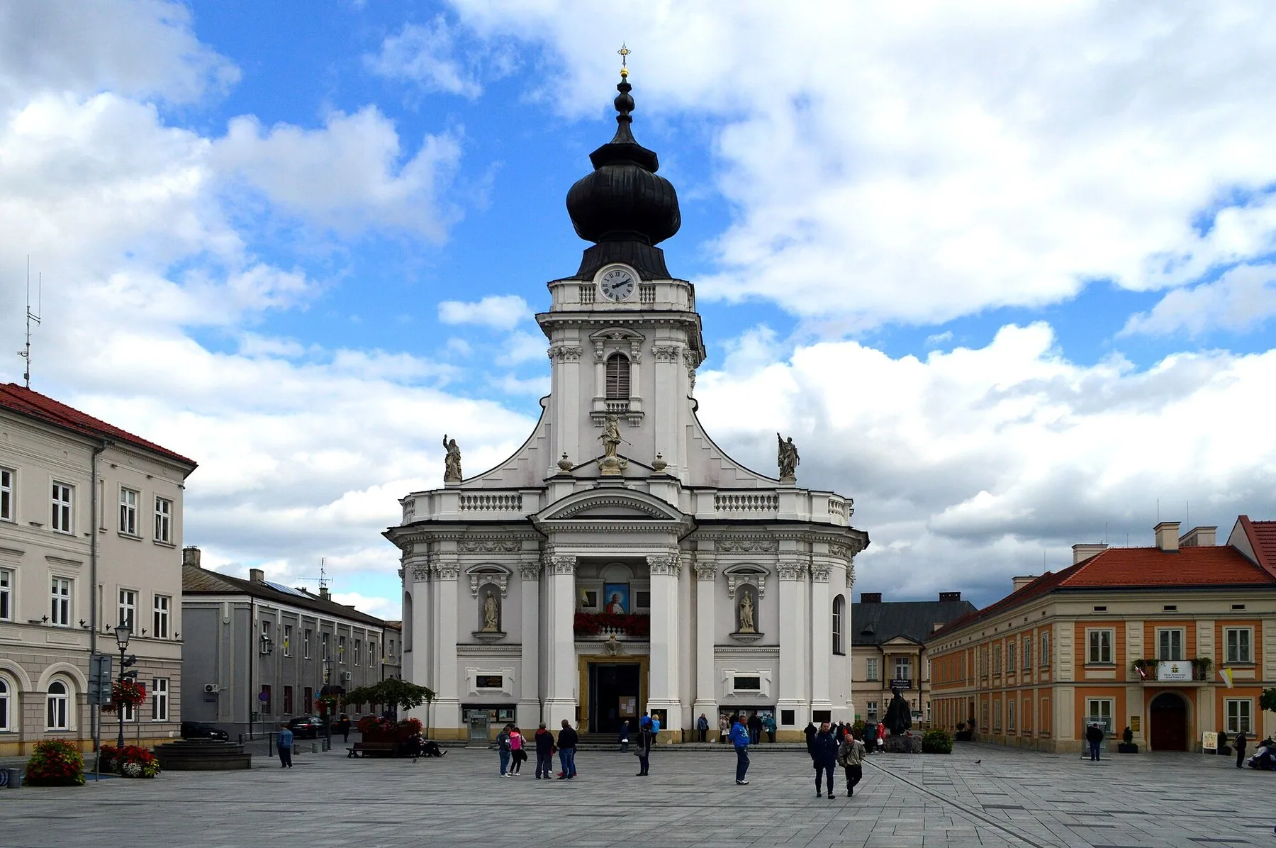 Basilikaen i Wadowice ved torget der Johannes Paul II vokste opp